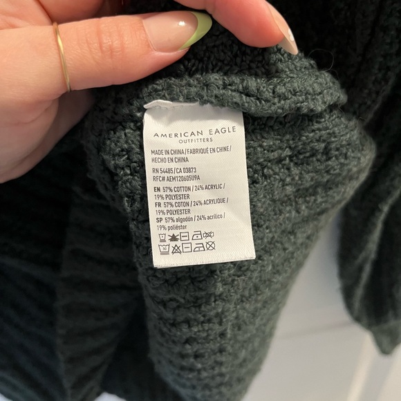 AE Knit Cardigan - Picture 4 of 4